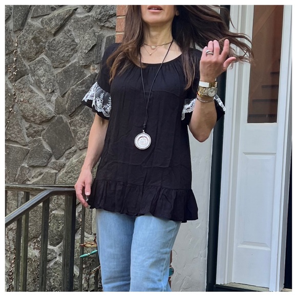 27 Chic Solid Lace Contrast Sleeves Tunic top - Picture 5 of 5